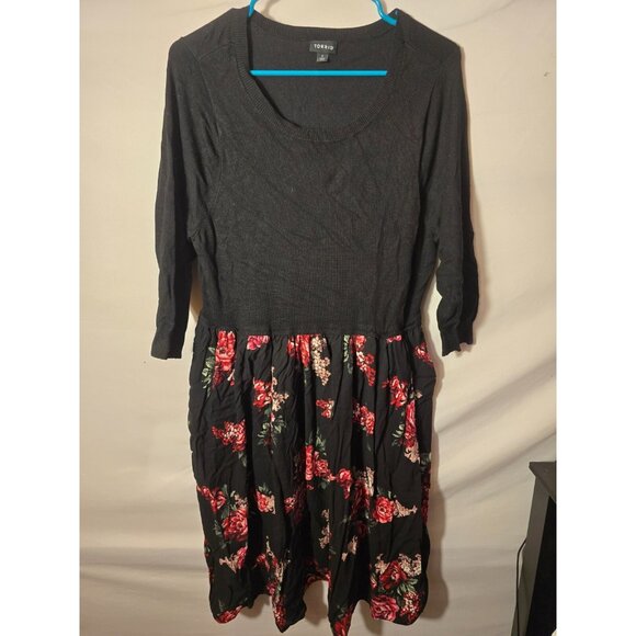Torrid Plus Size 1 1X Black Romantic Floral Fit & Flare Whimsygoth Dress Pockets - Picture 2 of 5